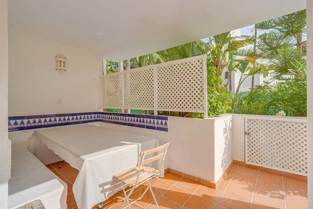 3 sypialnia Apartament na sprzedaż w Elviria z basenem - 675 000 € (Ref: 9974409)