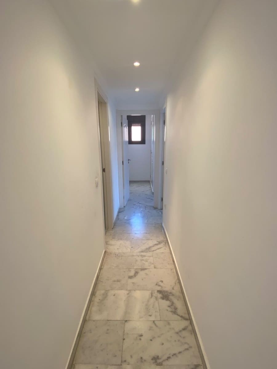 2 sovrum Lägenhet till salu i Golden Mile med pool - 699 000 € (Ref: 9974411)