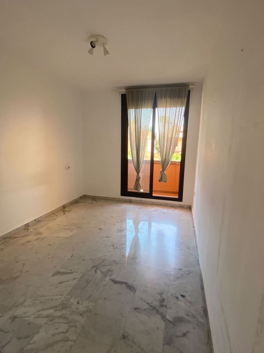2 sovrum Lägenhet till salu i Golden Mile med pool - 699 000 € (Ref: 9974411)
