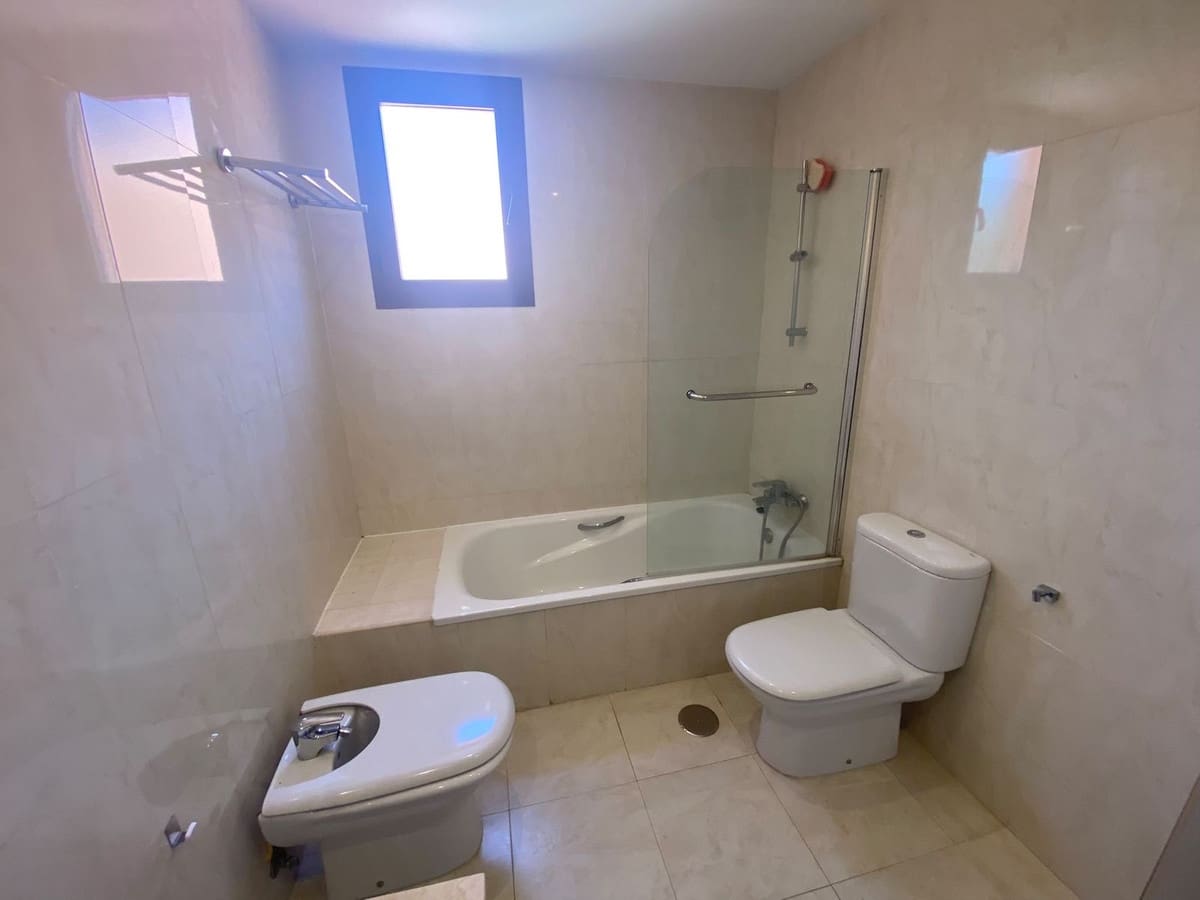 2 sovrum Lägenhet till salu i Golden Mile med pool - 699 000 € (Ref: 9974411)