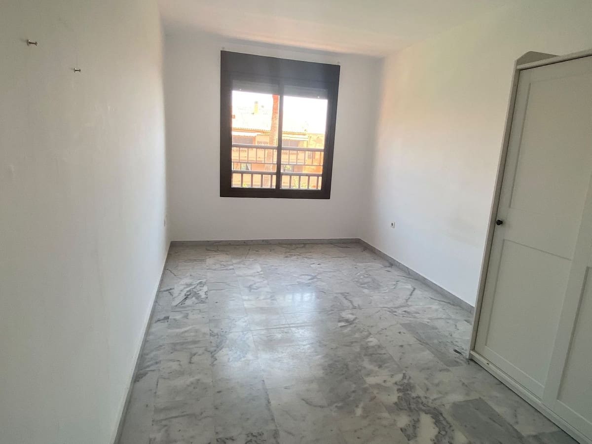 2 sovrum Lägenhet till salu i Golden Mile med pool - 699 000 € (Ref: 9974411)