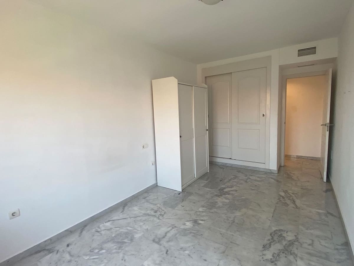 2 sovrum Lägenhet till salu i Golden Mile med pool - 699 000 € (Ref: 9974411)