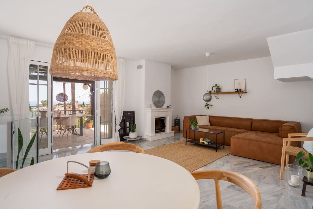 5 quarto Casa em Banda para venda em Benalmadena com piscina - 695 000 € (Ref: 9976169)