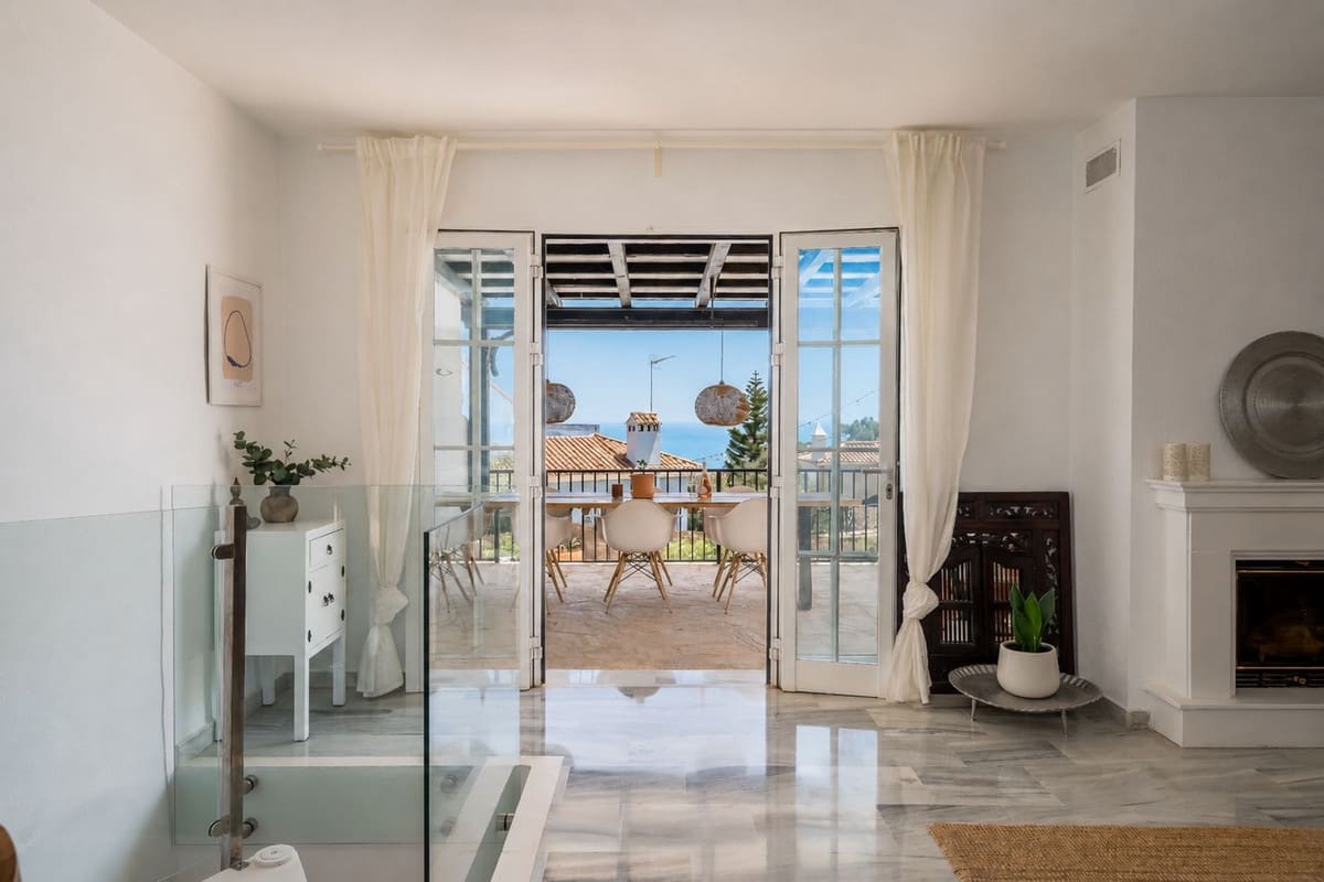 5 quarto Casa em Banda para venda em Benalmadena com piscina - 695 000 € (Ref: 9976169)