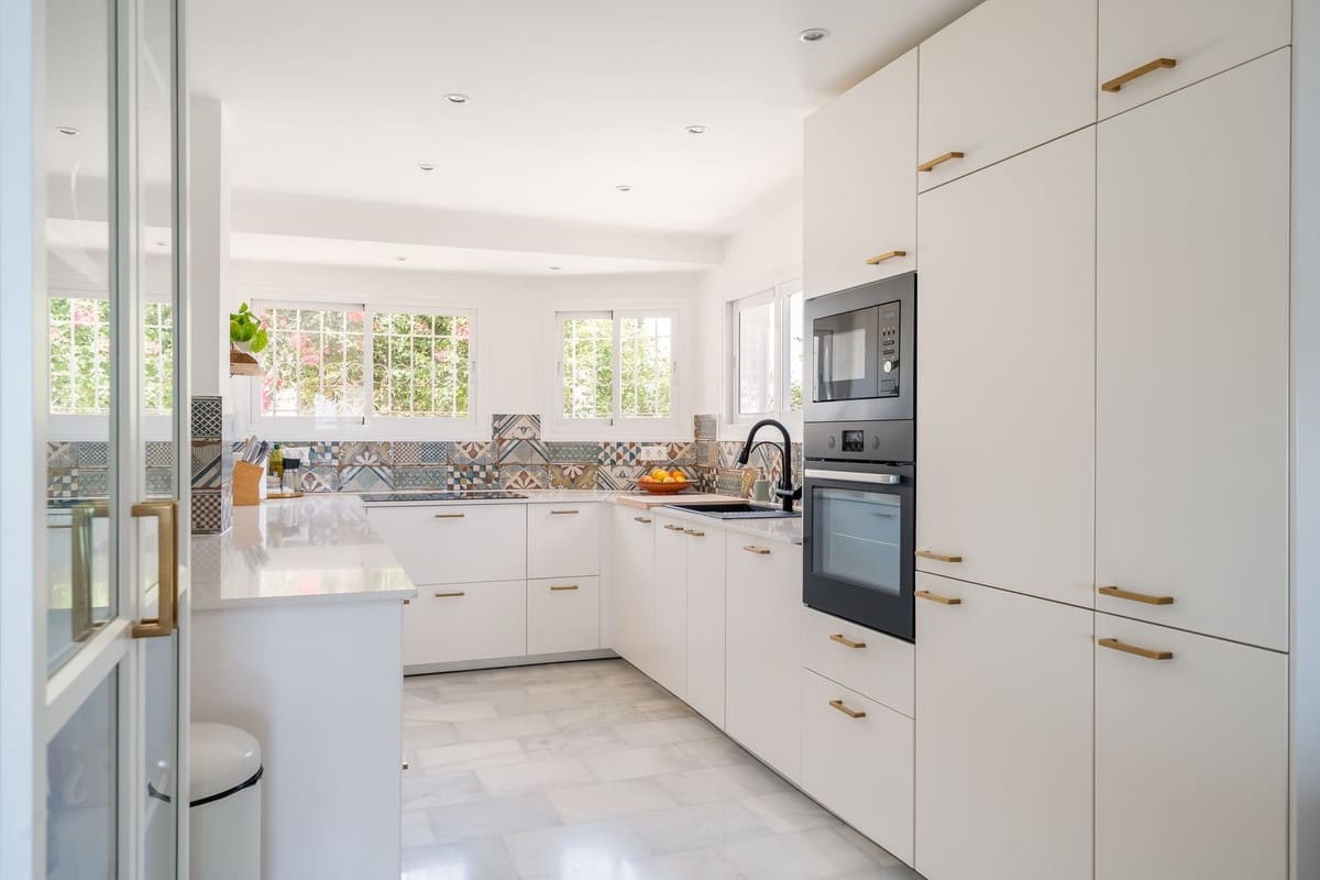 5 quarto Casa em Banda para venda em Benalmadena com piscina - 695 000 € (Ref: 9976169)
