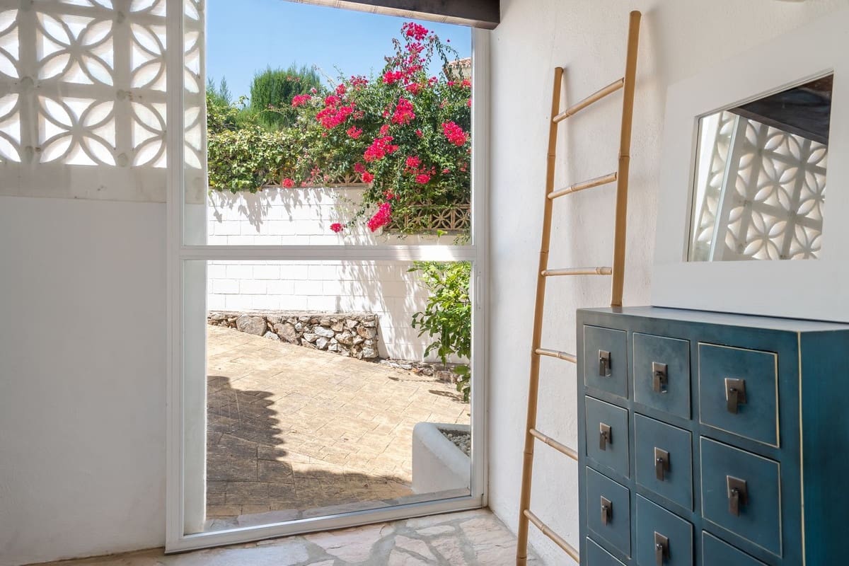 5 quarto Casa em Banda para venda em Benalmadena com piscina - 695 000 € (Ref: 9976169)