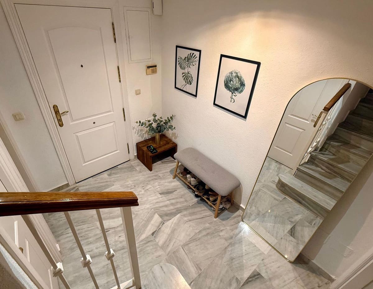 5 quarto Casa em Banda para venda em Benalmadena com piscina - 695 000 € (Ref: 9976169)