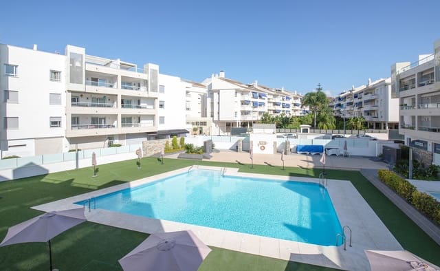 3 soveværelse Lejlighed til salg i San Pedro de Alcantara, Marbella med swimmingpool - € 650.000 (Ref: 9976175)