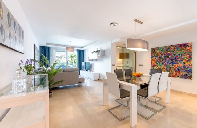 3 soveværelse Lejlighed til salg i San Pedro de Alcantara, Marbella med swimmingpool - € 650.000 (Ref: 9976175)