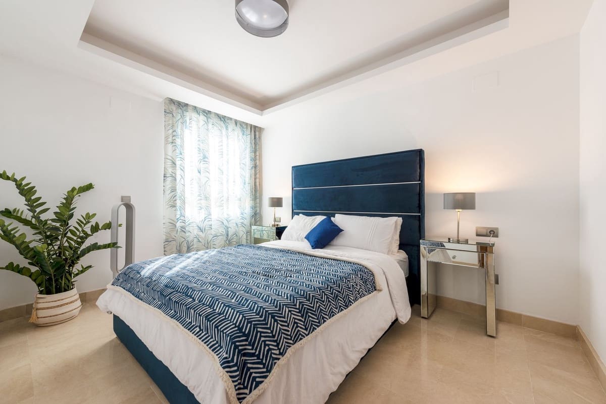 3 soveværelse Lejlighed til salg i San Pedro de Alcantara med swimmingpool - € 650.000 (Ref: 9976175)