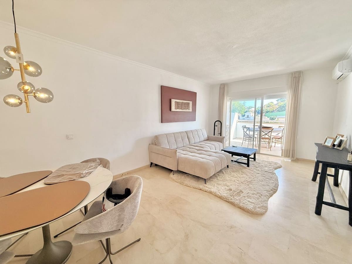 2 soveværelse Lejlighed til salg i Fuengirola med swimmingpool - € 650.000 (Ref: 9976179)