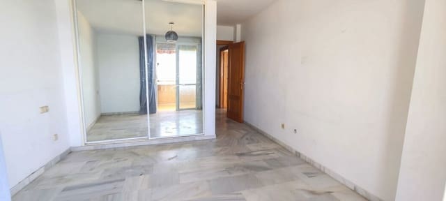 3 sypialnia Apartament na sprzedaż w Centro, Estepona z garażem - 699 000 € (Ref: 9976180)