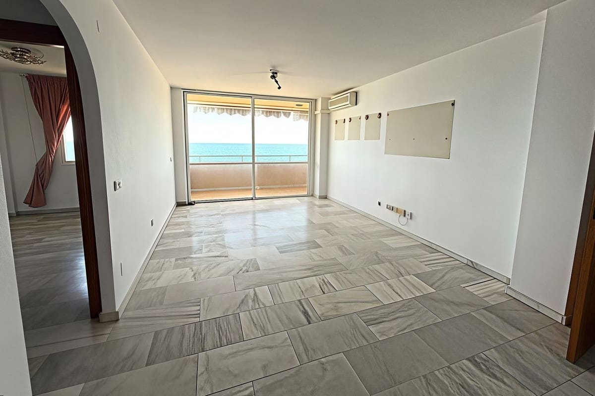 3 sypialnia Apartament na sprzedaż w Estepona z garażem - 699 000 € (Ref: 9976180)