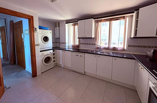 3 sypialnia Apartament na sprzedaż w Centro, Estepona z garażem - 699 000 € (Ref: 9976180)