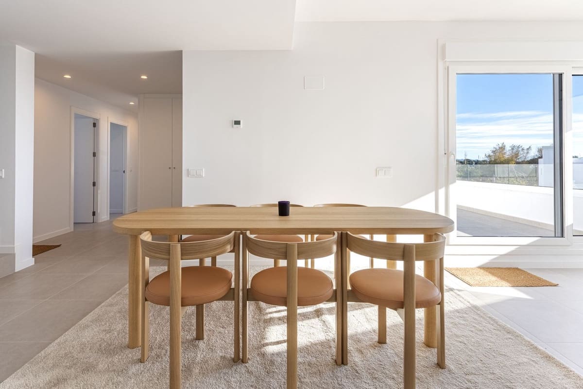 3 soveværelse Lejlighed til salg i Bel-Air med swimmingpool - € 675.000 (Ref: 9976183)