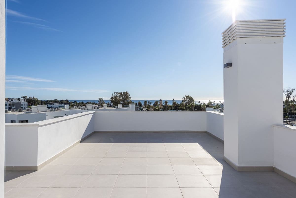 3 soveværelse Lejlighed til salg i Bel-Air med swimmingpool - € 675.000 (Ref: 9976183)