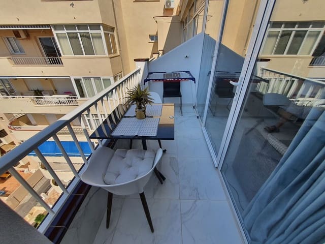 Apartamento de 2 habitaciones en Fuengirola en venta - 690.000 € (Ref: 9976184)