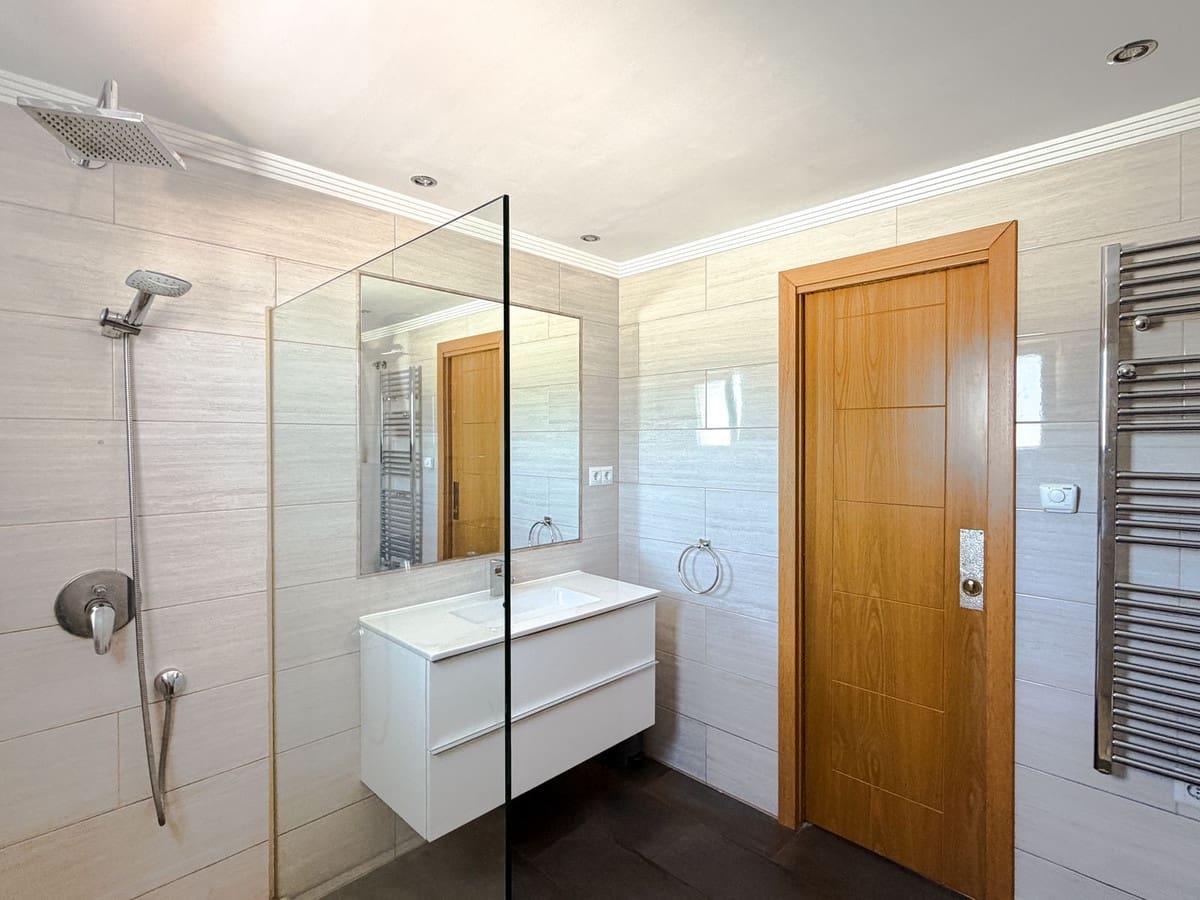 3 Zimmer Apartment zu verkaufen in La Campana mit Garage - 675.000 € (Ref: 9976185)