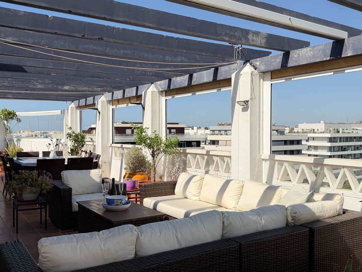 3 Zimmer Apartment zu verkaufen in La Campana mit Garage - 675.000 € (Ref: 9976185)