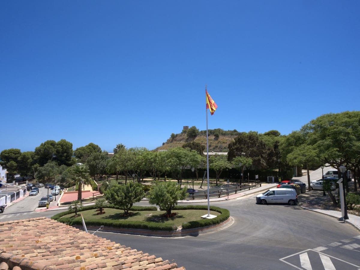 5 bedroom Semi-detached Villa for sale in Fuengirola with pool garage - € 670,000 (Ref: 9976188)