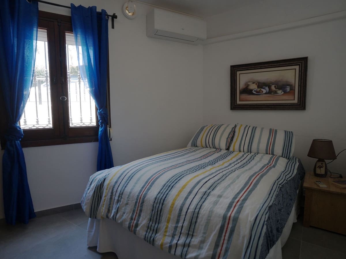 5 bedroom Semi-detached Villa for sale in Fuengirola with pool garage - € 670,000 (Ref: 9976188)