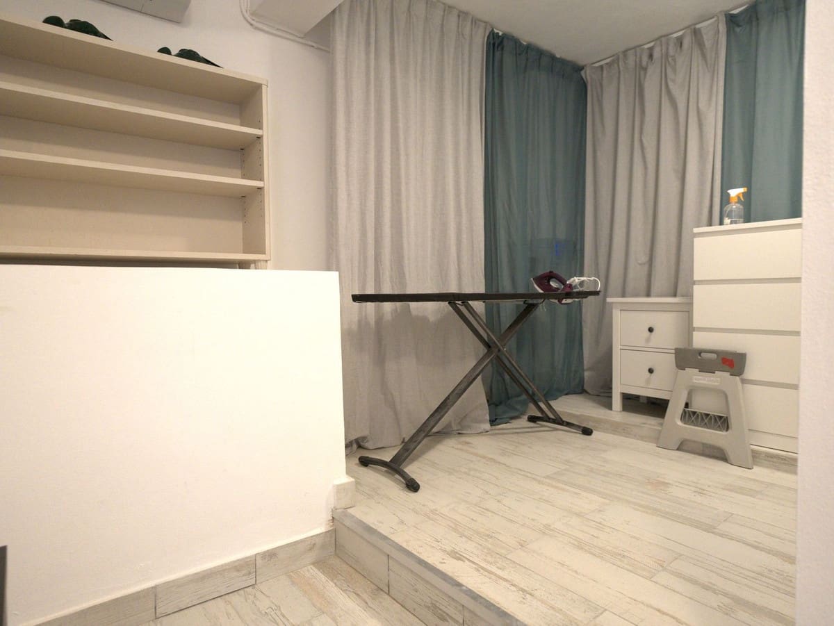 5 bedroom Semi-detached Villa for sale in Fuengirola with pool garage - € 670,000 (Ref: 9976188)