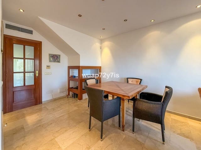 3 soveværelse Lejlighed til salg i Costabella, Marbella med swimmingpool - € 650.000 (Ref: 9976189)