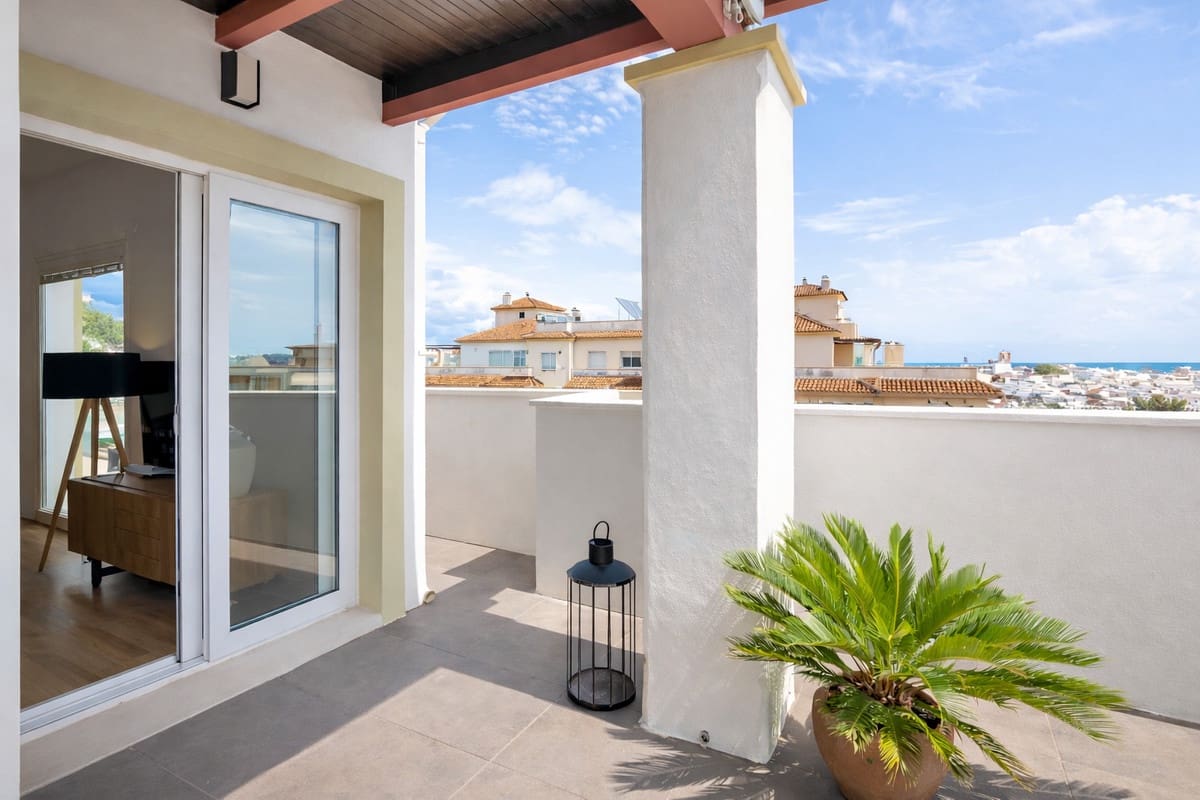 2 sypialnia Apartament na sprzedaż w Estepona - 669 000 € (Ref: 9976191)