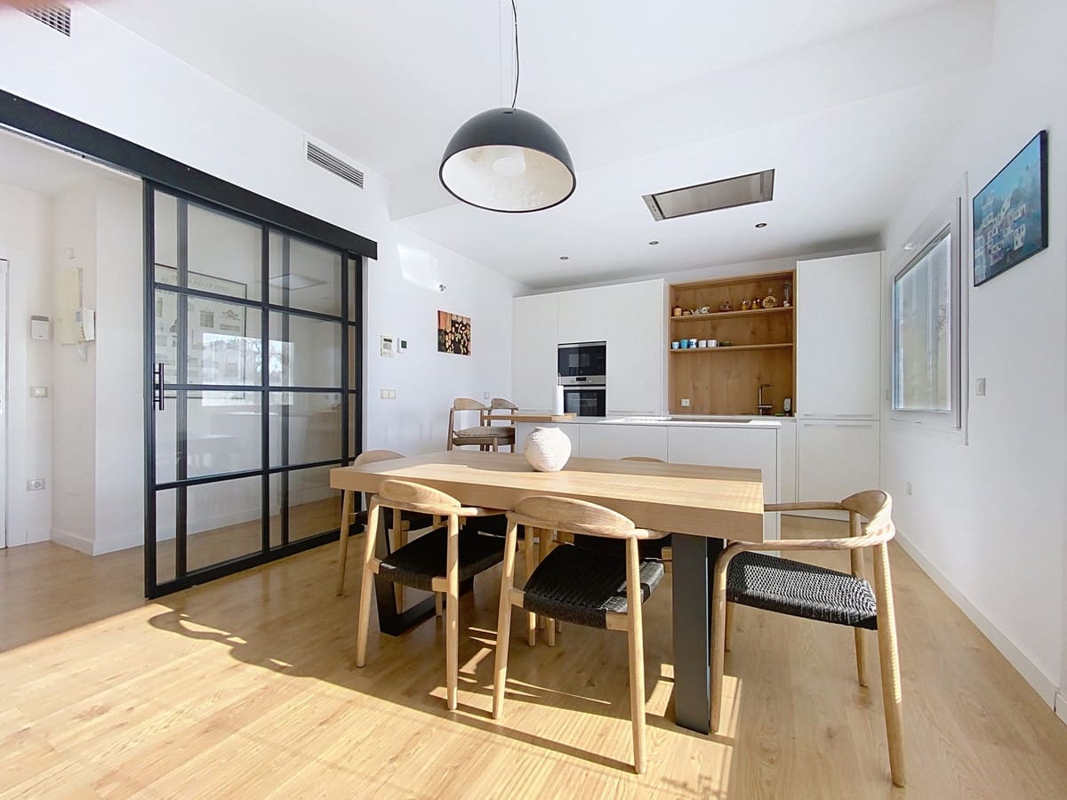 2 sypialnia Apartament na sprzedaż w Estepona - 669 000 € (Ref: 9976191)