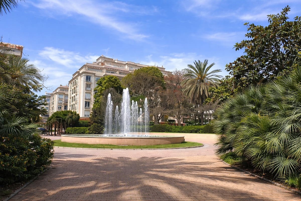 2 sypialnia Apartament na sprzedaż w Estepona - 669 000 € (Ref: 9976191)