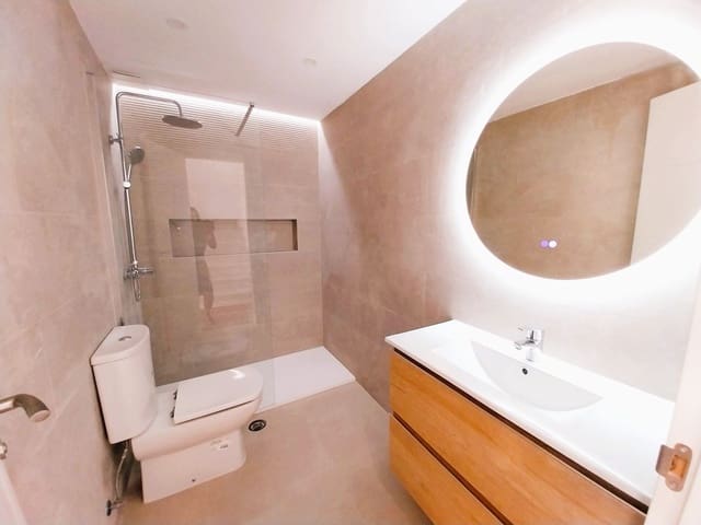 4 chambre Maison de Ville à vendre à Calahonda, Mijas avec piscine garage - 669 000 € (Ref: 9976192)