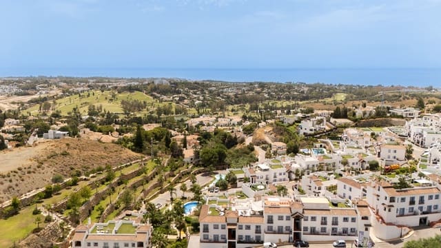 2 sovrum Lägenhet till salu i Benahavís med pool - 679 000 € (Ref: 9976193)