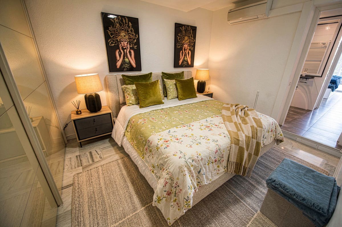 4 makuuhuone Paritalo myytävänä paikassa Calahonda mukana uima-altaan - 699 500 € (Ref: 9976194)