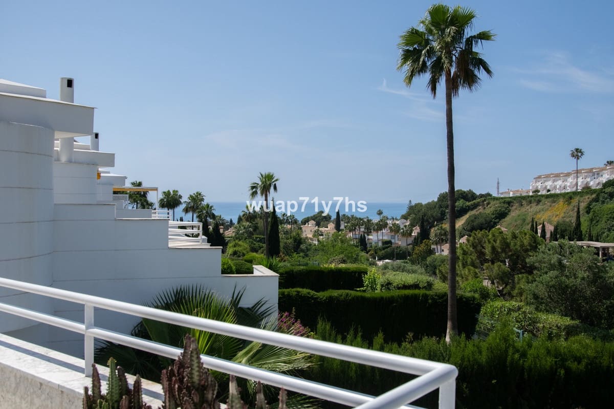 4 Zimmer Doppelhaus zu verkaufen in Calahonda mit Pool Garage - 699.500 € (Ref: 9976194)