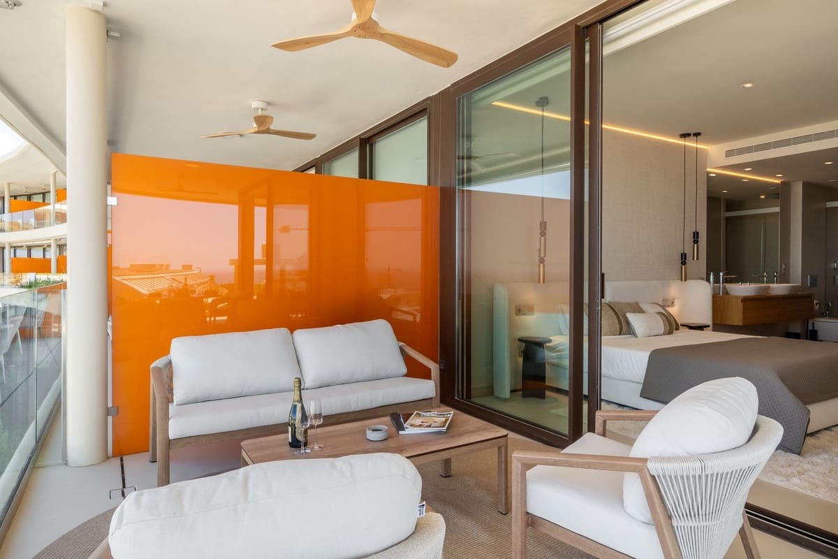 2 soveværelse Lejlighed til salg i Fuengirola med swimmingpool - € 695.000 (Ref: 9976195)