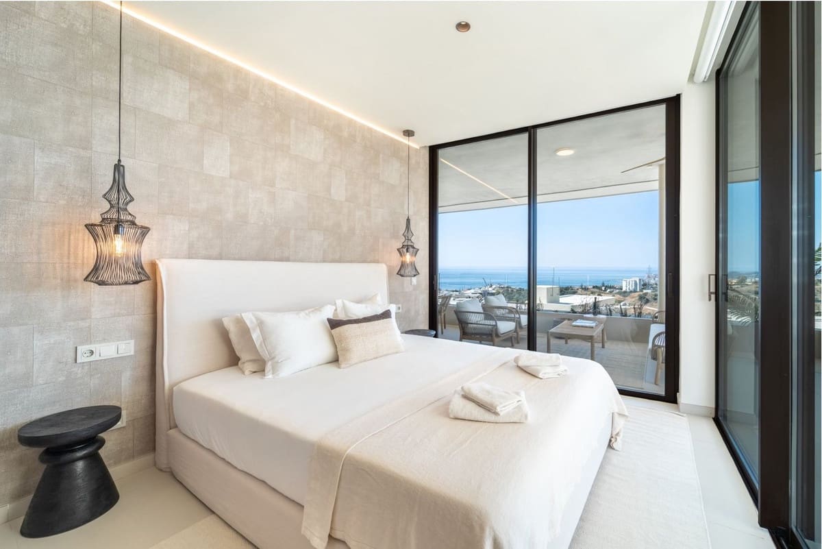 2 sypialnia Apartament na sprzedaż w Fuengirola z basenem - 695 000 € (Ref: 9976196)