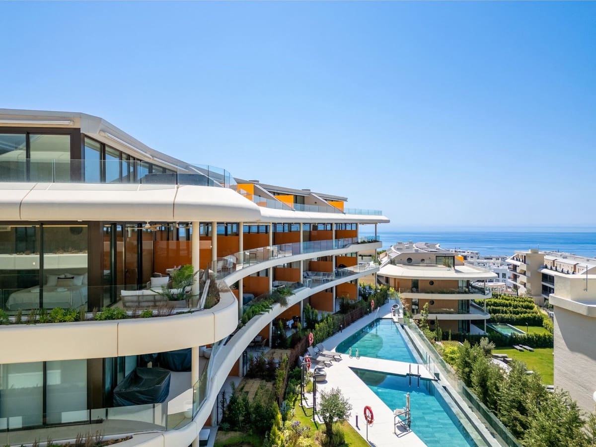 2 sypialnia Apartament na sprzedaż w Fuengirola z basenem - 695 000 € (Ref: 9976196)