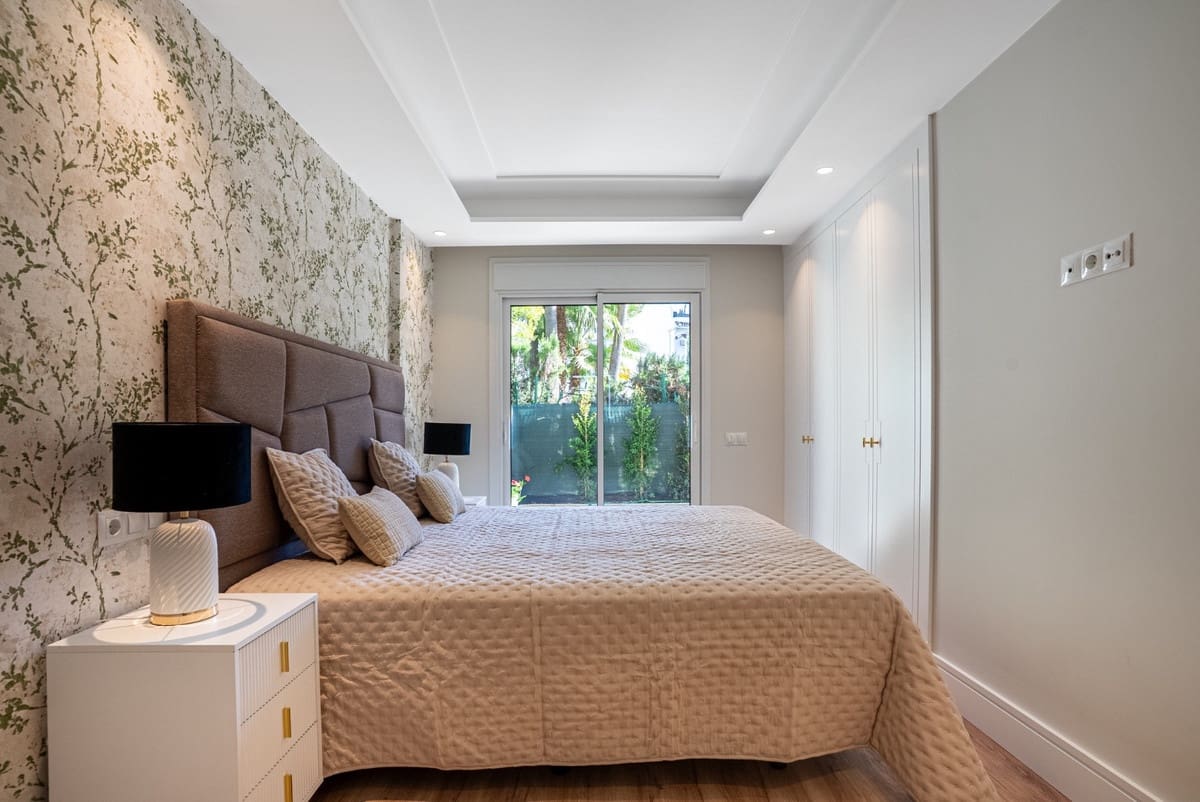 2 soverom Leilighet til salgs i San Pedro de Alcantara med svømmebasseng - € 675 000 (Ref: 9976201)