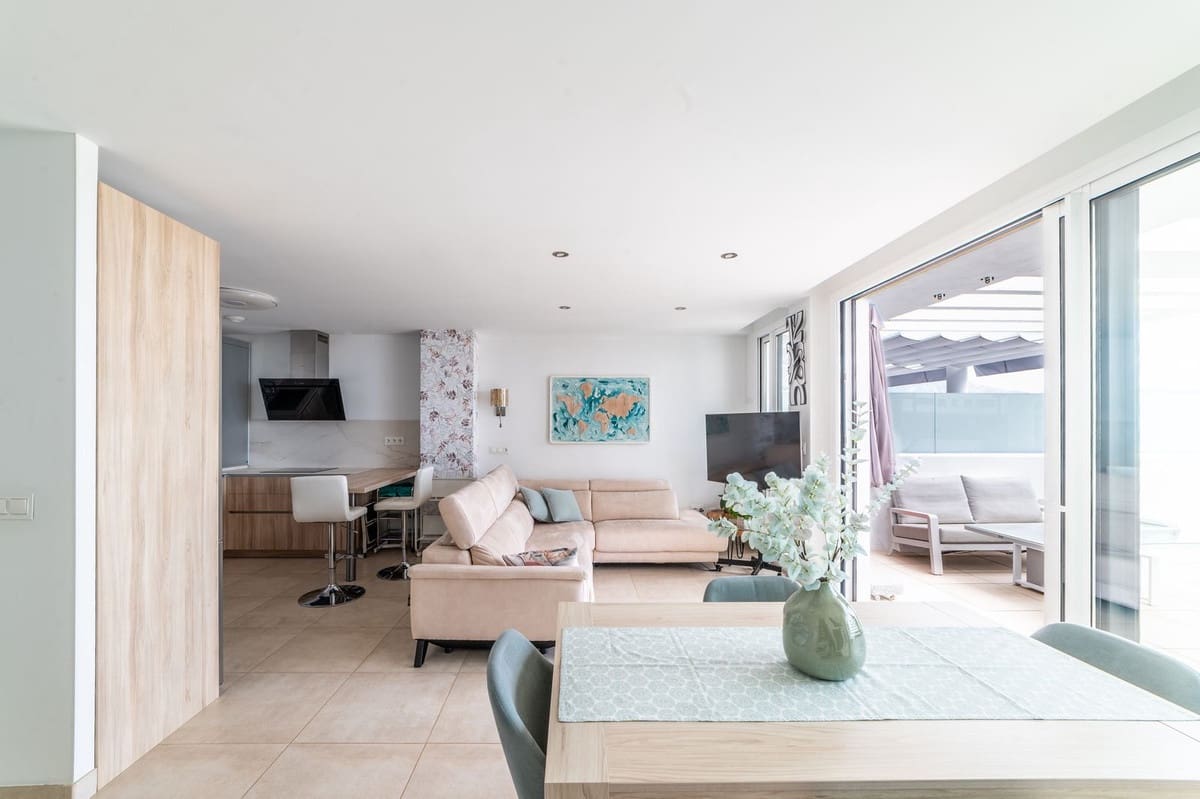 3 soverom Leilighet til salgs i La Cala de Mijas med svømmebasseng garasje - € 690 000 (Ref: 9976202)