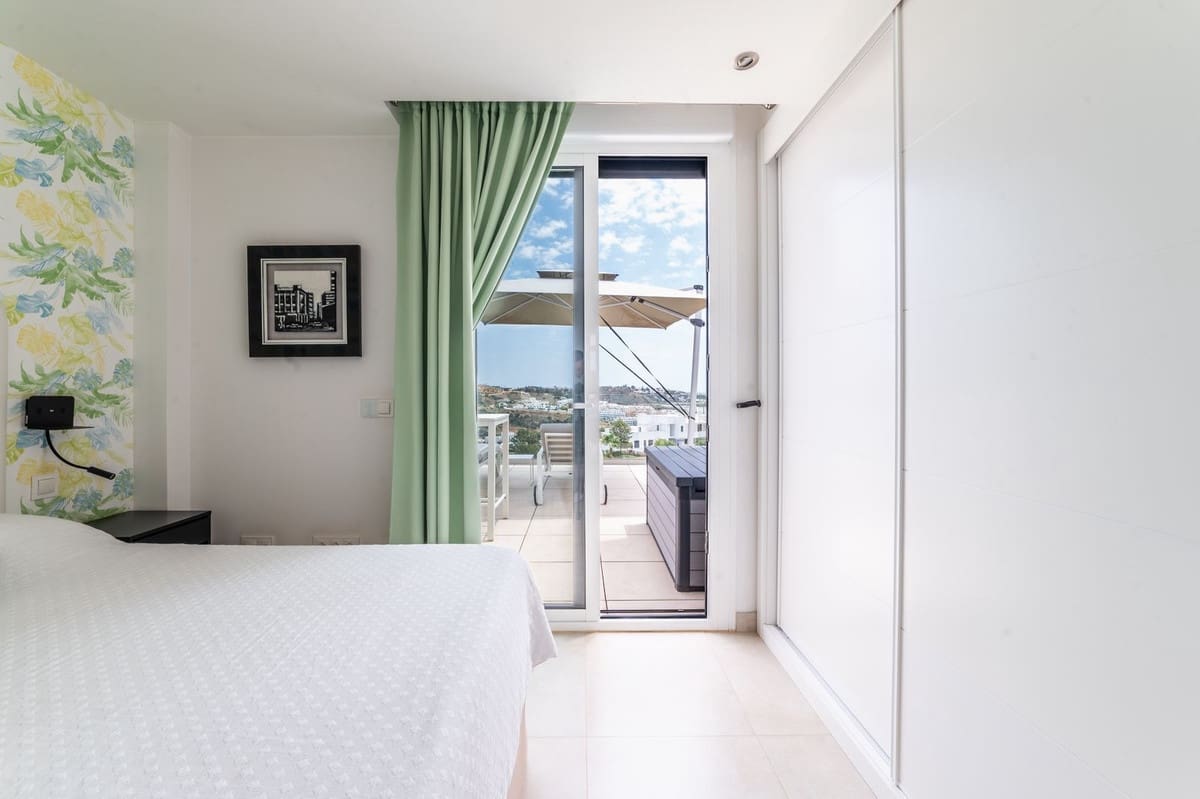 3 soverom Leilighet til salgs i La Cala de Mijas med svømmebasseng garasje - € 690 000 (Ref: 9976202)