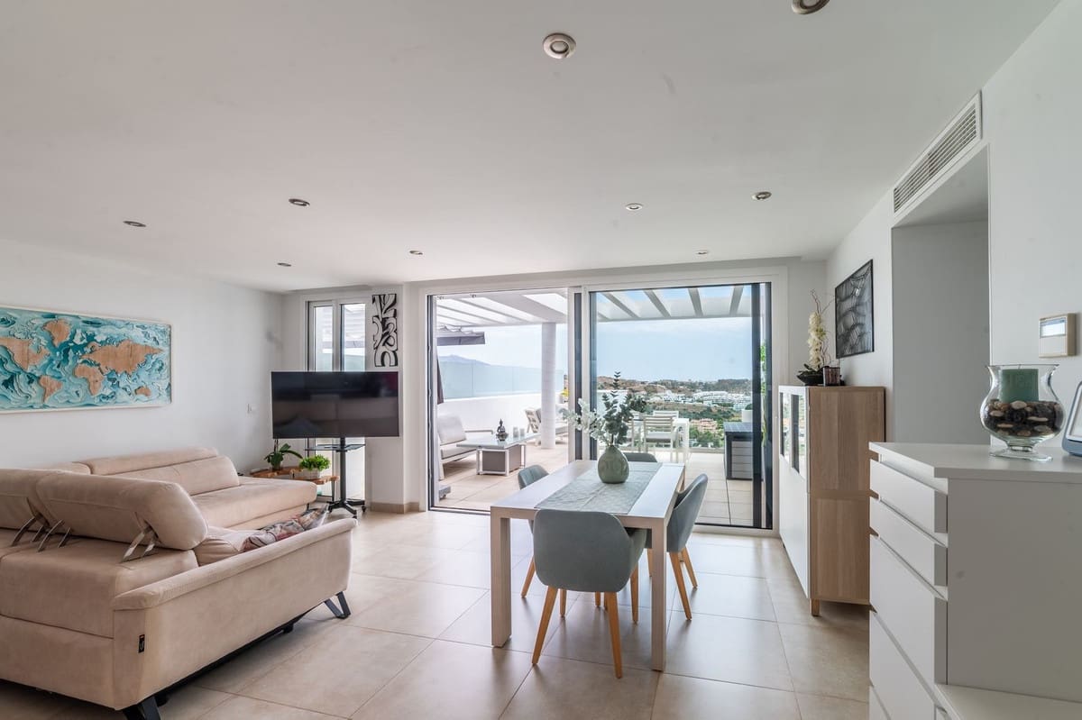 3 soverom Leilighet til salgs i La Cala de Mijas med svømmebasseng garasje - € 690 000 (Ref: 9976202)