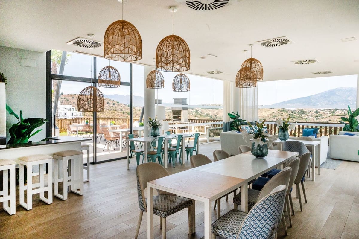 3 soverom Leilighet til salgs i La Cala de Mijas med svømmebasseng garasje - € 690 000 (Ref: 9976202)