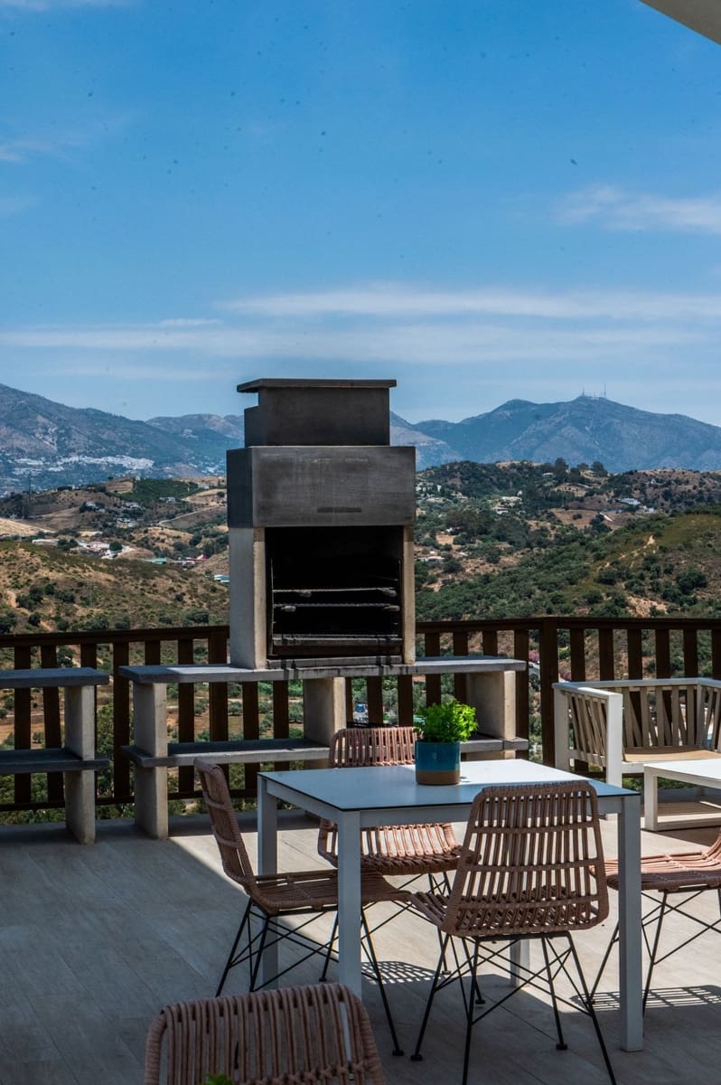 3 soverom Leilighet til salgs i La Cala de Mijas med svømmebasseng garasje - € 690 000 (Ref: 9976202)