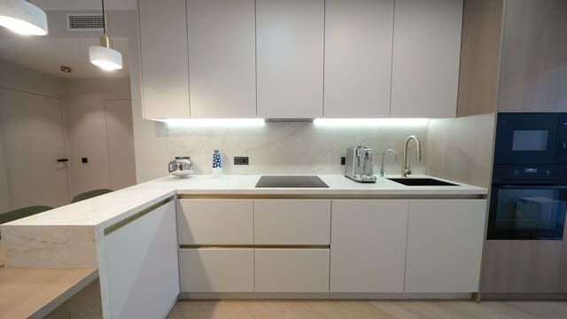 2 soverom Leilighet til salgs i Costalita, Estepona med svømmebasseng garasje - € 715 000 (Ref: 9976205)