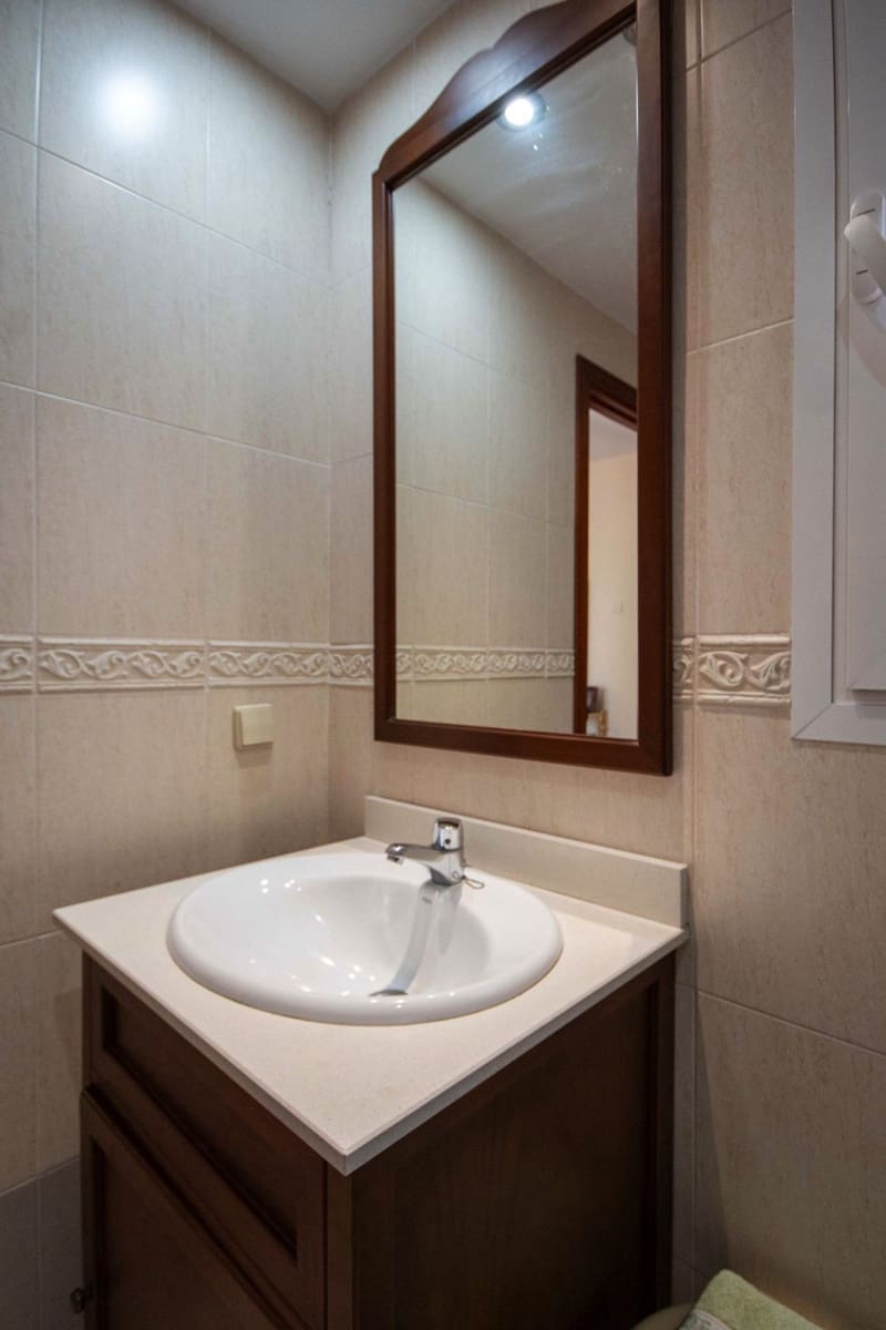 4 bedroom Townhouse for sale in Estepona with garage - € 732,000 (Ref: 9976206)