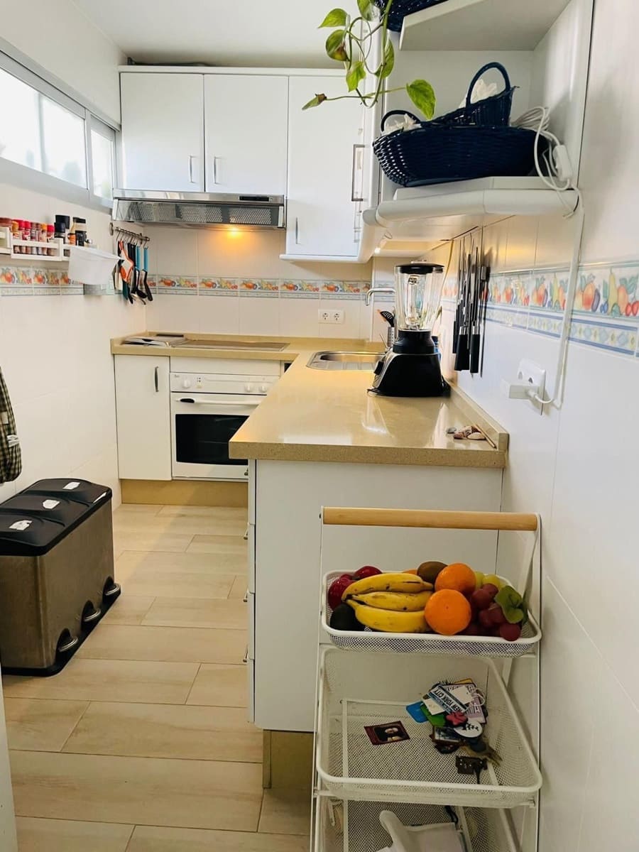 Apartamento de 2 habitaciones en Fuengirola en venta - 670.000 € (Ref: 9976207)