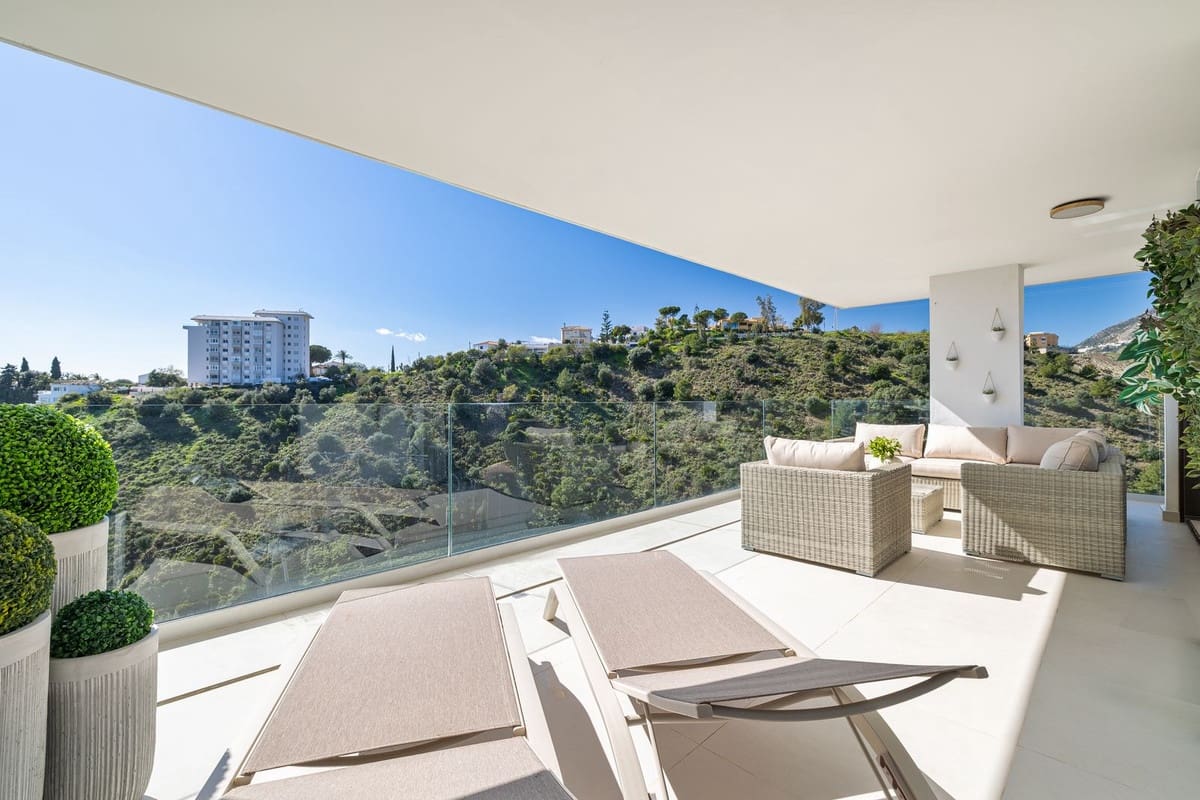 3 soveværelse Lejlighed til salg i Fuengirola med swimmingpool garage - € 660.000 (Ref: 9976208)