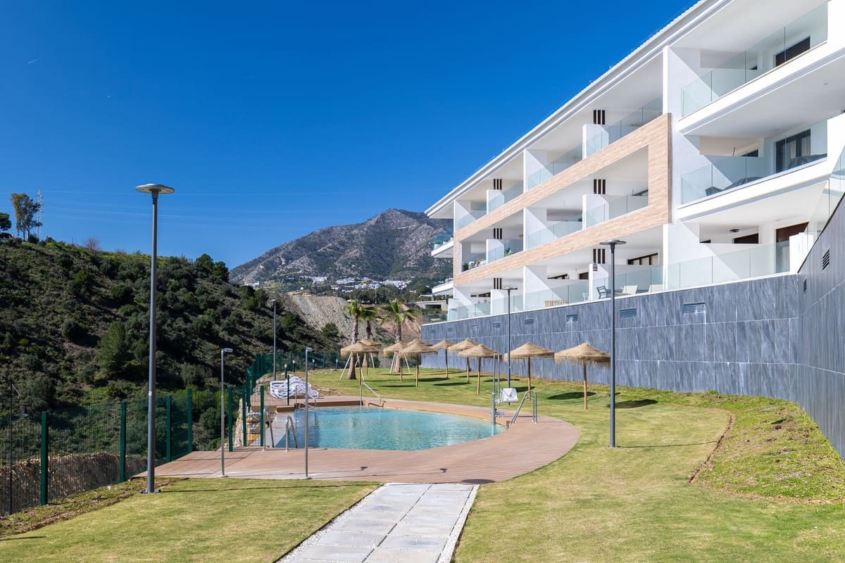 3 soveværelse Lejlighed til salg i Fuengirola med swimmingpool garage - € 660.000 (Ref: 9976208)