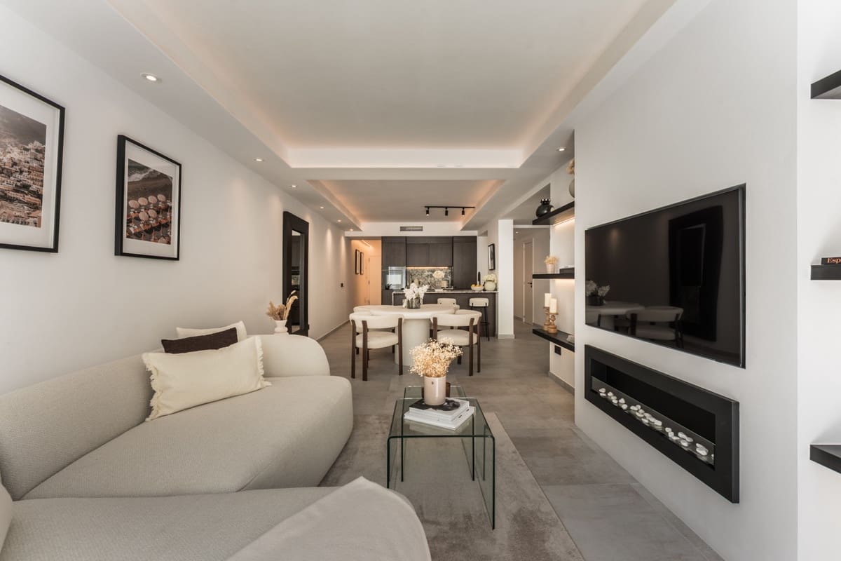 3 sypialnia Apartament na sprzedaż w La Quinta z basenem - 695 000 € (Ref: 9976209)