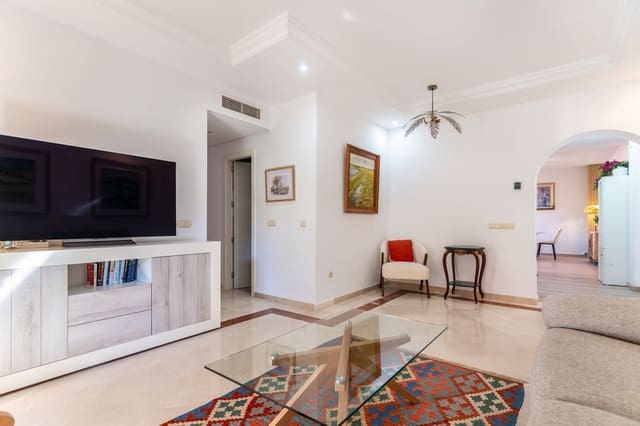 3 soverom Leilighet til salgs i Elviria, Marbella med svømmebasseng - € 659 000 (Ref: 9976215)